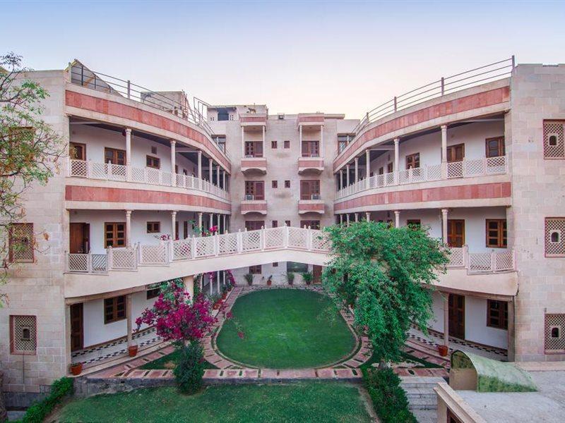 Hotel Bhakti Dhama Vrindāvan Екстериор снимка