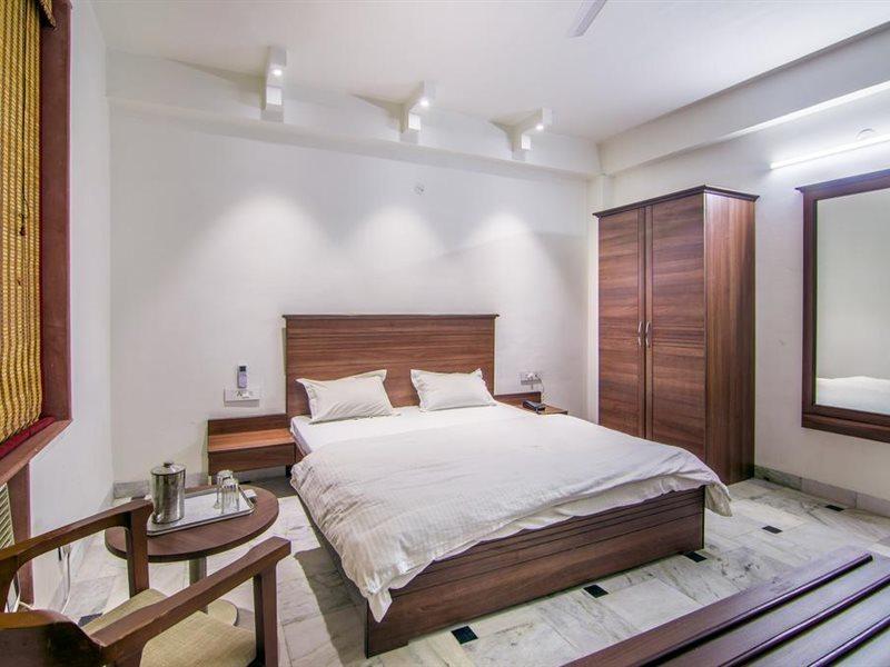 Hotel Bhakti Dhama Vrindāvan Екстериор снимка
