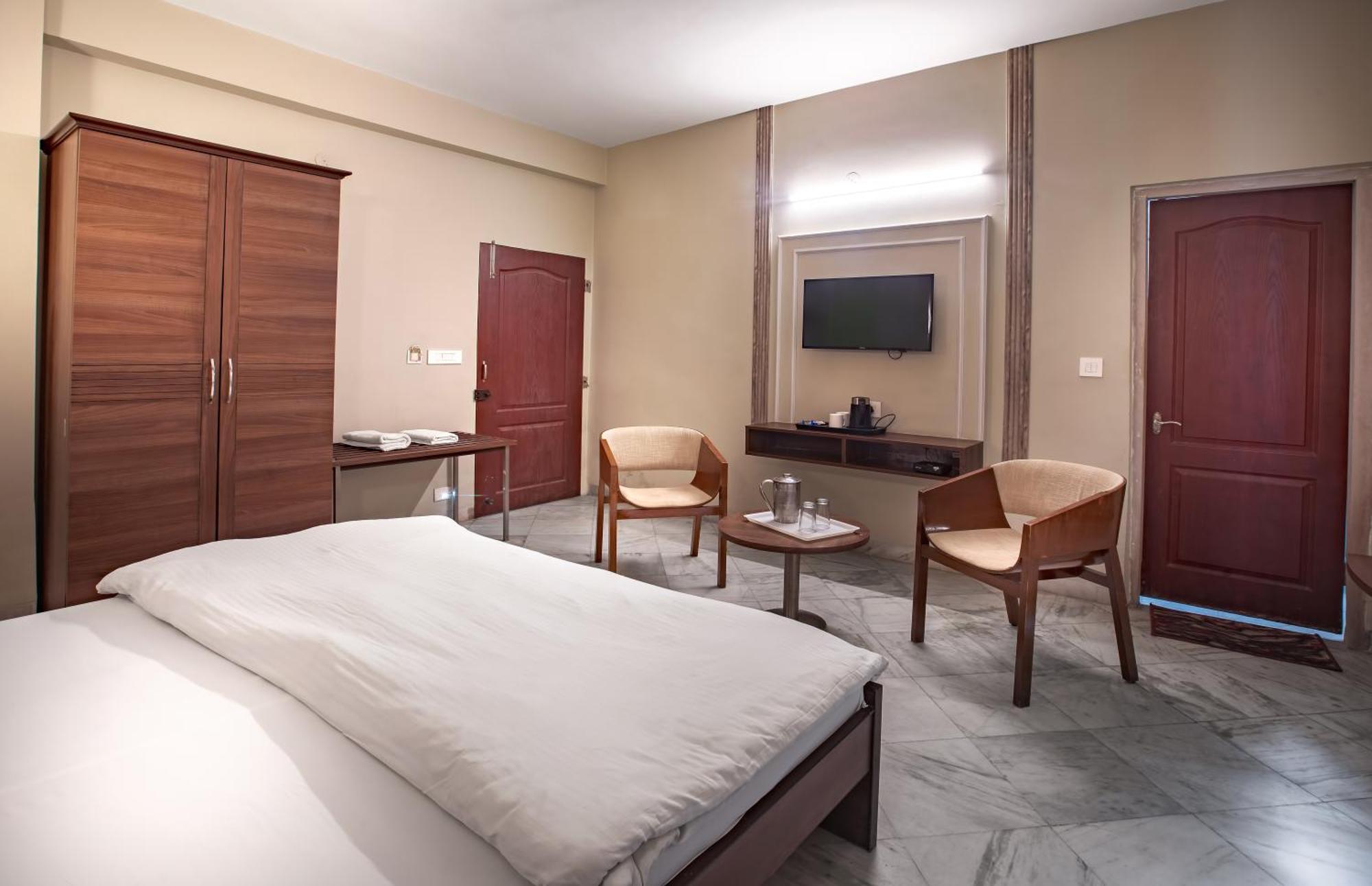 Hotel Bhakti Dhama Vrindāvan Екстериор снимка