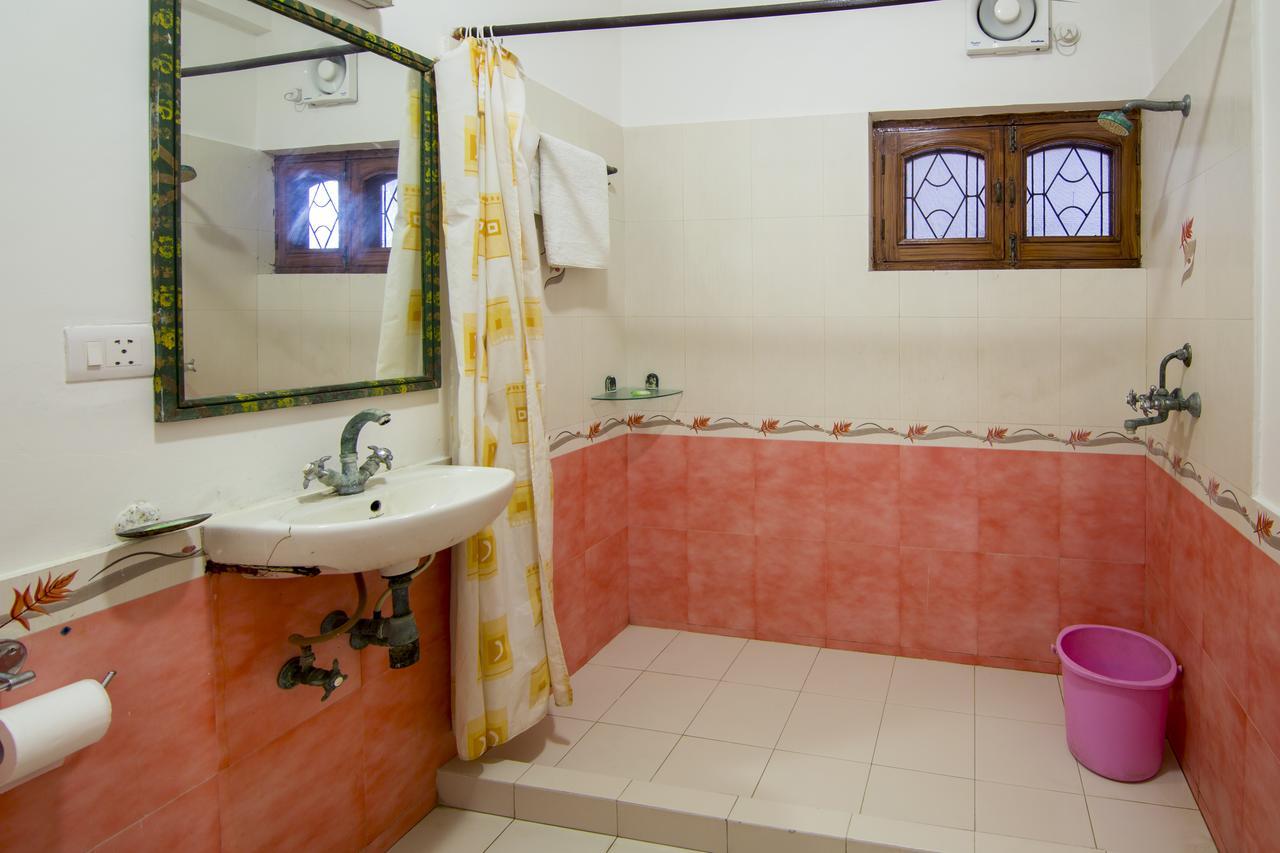 Hotel Bhakti Dhama Vrindāvan Екстериор снимка